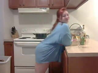 Kitchen Tease Chubby: Free American Chubby porn vid 6b | xHamster